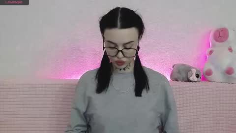 Taya online show from 01-06-26, 06:44