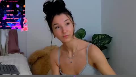 Snapshot of tayakayan chatting on 12-20-24, 02:52 TayaKayan online show from 12-20-24, 02:52