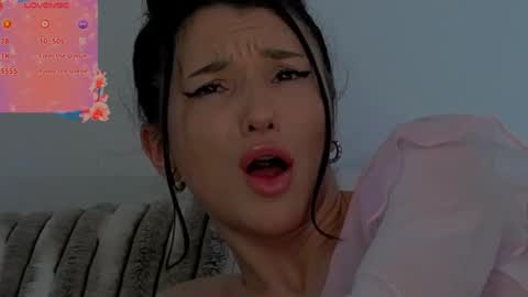 Snapshot of tayakayan chatting on 02-10-25, 06:20 TayaKayan online show from 02-10-25, 06:20