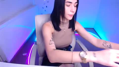 Tayla online show from 10-10-25, 12:37