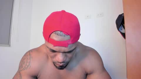 Snapshot of tayler_waka chatting on 12-18-24, 12:54 Tyler online show from 12-18-24, 12:54