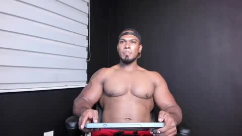 Snapshot of tayler_waka chatting on 01-23-25, 04:52 Tyler online show from 01-23-25, 04:52