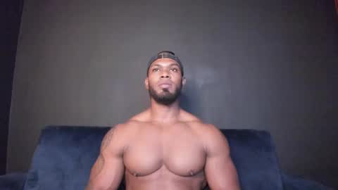 Snapshot of tayler_waka chatting on 09-22-25, 11:29 Tyler online show from 09-22-25, 11:29