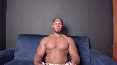 Snapshot of tayler_waka chatting on 09-29-25, 10:36 Tyler online show from 09-29-25, 10:36