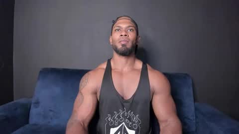 Snapshot of tayler_waka chatting on 10-01-25, 10:38 Tyler online show from 10-01-25, 10:38