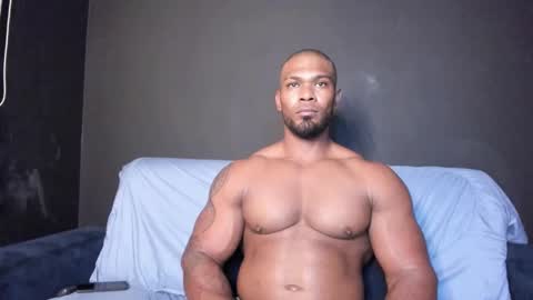 Snapshot of tayler_waka chatting on 10-18-25, 10:21 Tyler online show from 10-18-25, 10:21