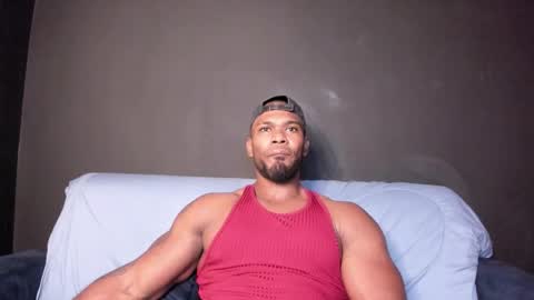 Snapshot of tayler_waka chatting on 10-22-25, 11:04 Tyler online show from 10-22-25, 11:04