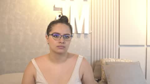 Snapshot of taylerkim chatting on 09-23-25, 06:11 Teylor Kim online show from 09-23-25, 06:11