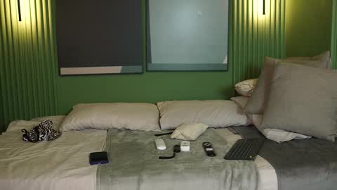 Snapshot of taylerkim chatting on 09-27-25, 06:24 Teylor Kim online show from 09-27-25, 06:24