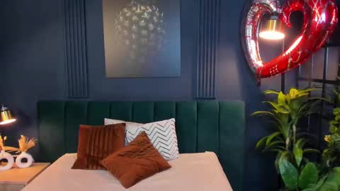 Taylor Bennet online show from 02-27-25, 12:13