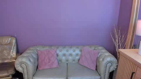 Taylor Bennet online show from 09-18-25, 12:07