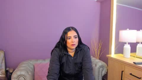 Taylor Bennet online show from 10-20-25, 12:05