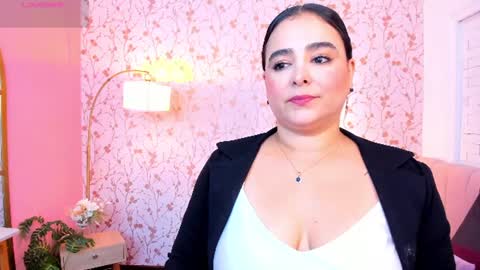 Taylor Bennet online show from 06-18-26, 12:31