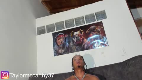 Snapshot of taylor_mccarthy_1 chatting on 02-14-25, 04:15 Taylor Mccarthy online show from 02-14-25, 04:15