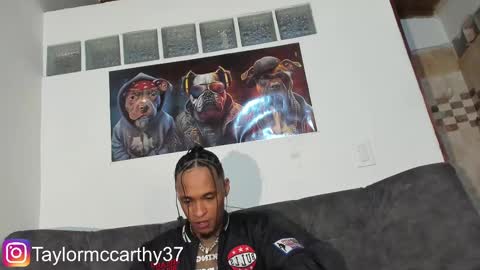 Snapshot of taylor_mccarthy_1 chatting on 02-25-25, 01:41 Taylor Mccarthy online show from 02-25-25, 01:41