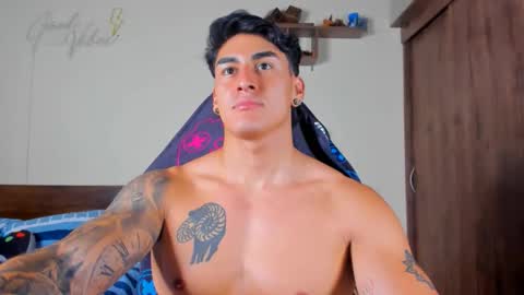 taylor_mclane1 online show from 12-02-25, 05:41