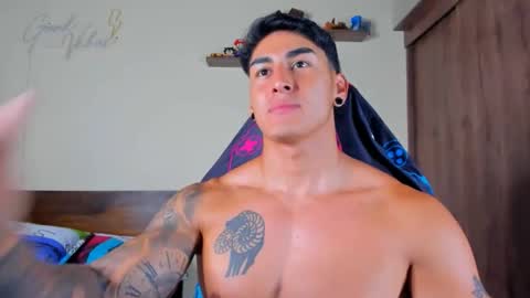 taylor_mclane1 online show from 01-17-26, 01:49