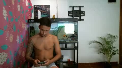 Taylor and Meghan online show from 10-17-25, 02:37