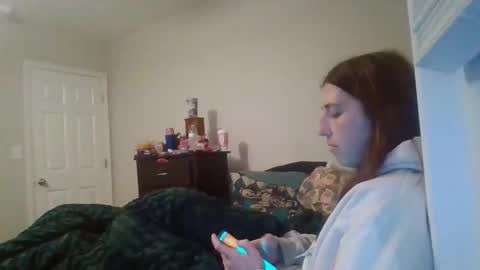 taylorslay online show from 12-19-25, 03:46