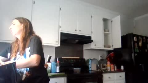 Snapshot of taylorslay chatting on 08-08-26, 03:36 taylorslay online show from 08-08-26, 03:36