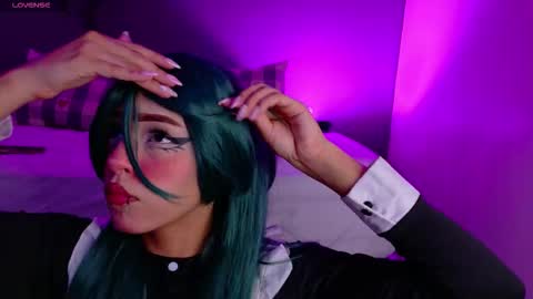 TAYLOR  online show from 12-01-25, 11:48