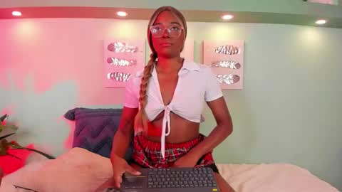 taylor online show from 12-03-25, 12:36