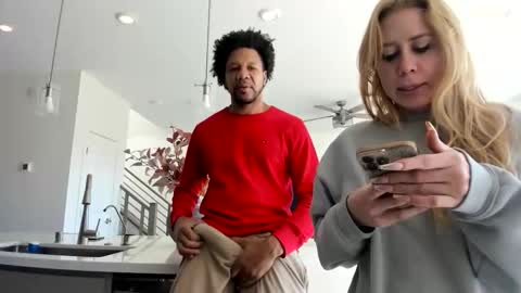 Taylor Rae online show from 01-08-26, 06:32