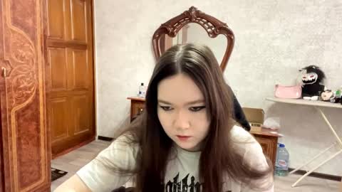 April online show from 02-09-26, 10:30