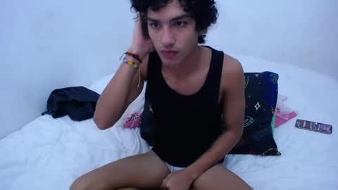 Tayron online show from 01-04-25, 04:43