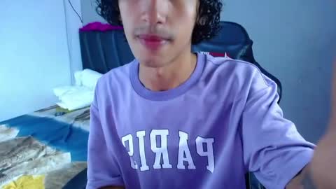 Tayron online show from 05-20-26, 04:02