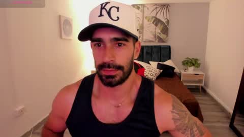 Snapshot of tbastian chatting on 05-04-26, 08:38 BASTIAN online show from 05-04-26, 08:38