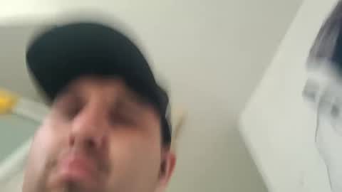 Luis online show from 09-25-25, 04:00