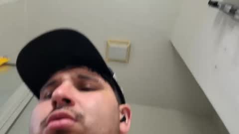 Luis online show from 09-27-25, 08:47