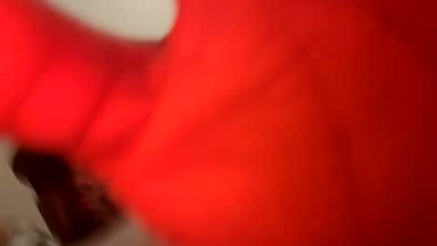 Luis online show from 10-31-25, 08:37