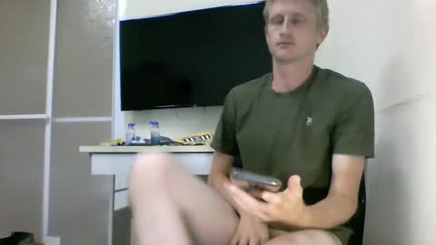 tcute0 online show from 10-04-25, 08:23