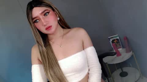 ellaine online show from 03-08-25, 10:02