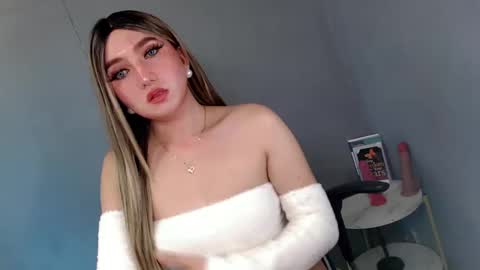 ellaine online show from 03-09-25, 04:16