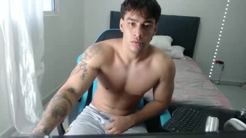 Snapshot of team23hot0 chatting on 09-21-25, 07:48 team23hot0 online show from 09-21-25, 07:48