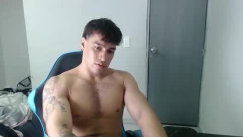 Snapshot of team23hot0 chatting on 11-01-25, 02:46 team23hot0 online show from 11-01-25, 02:46