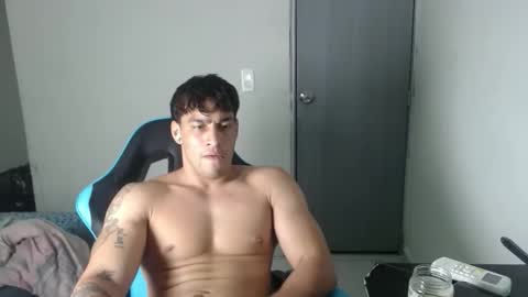 Snapshot of team23hot0 chatting on 11-20-25, 04:12 team23hot0 online show from 11-20-25, 04:12