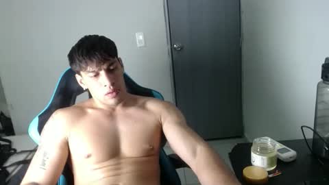 Snapshot of team23hot0 chatting on 11-23-25, 06:35 team23hot0 online show from 11-23-25, 06:35