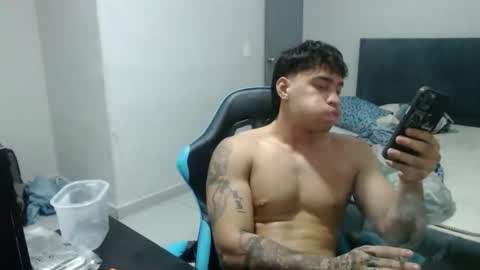 Snapshot of team23hot0 chatting on 12-02-25, 03:34 team23hot0 online show from 12-02-25, 03:34