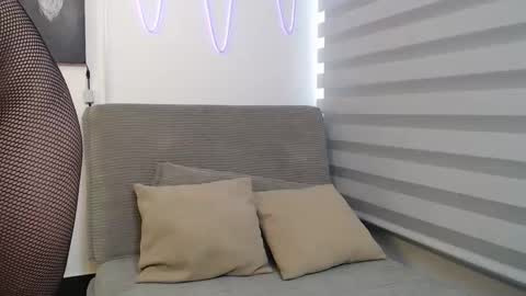 DYNAMITE DUO69 online show from 10-09-25, 02:48