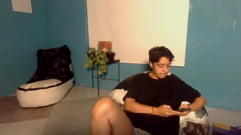 Snapshot of teamnicoftm chatting on 10-09-25, 02:42 nico online show from 10-09-25, 02:42
