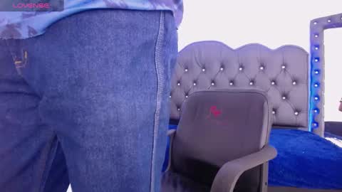 Snapshot of teamporn_18 chatting on 12-20-24, 09:17 Danger online show from 12-20-24, 09:17