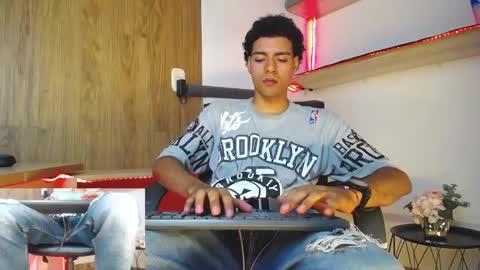 Snapshot of teamporn_18 chatting on 01-25-25, 03:09 Danger online show from 01-25-25, 03:09