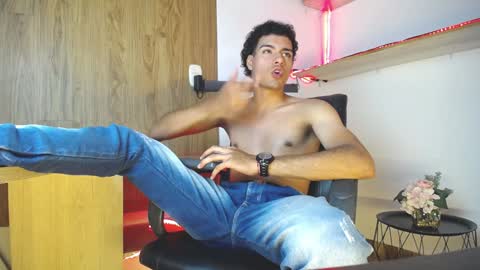 Snapshot of teamporn_18 chatting on 01-29-25, 03:58 Danger online show from 01-29-25, 03:58