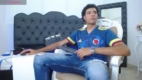 Snapshot of teamporn_18 chatting on 02-07-25, 08:20 Danger online show from 02-07-25, 08:20