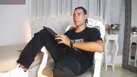 Snapshot of teamporn_18 chatting on 03-11-25, 06:41 Danger online show from 03-11-25, 06:41