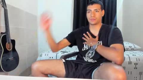 Snapshot of teamporn_18 chatting on 10-11-25, 04:44 Danger online show from 10-11-25, 04:44